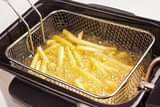 A picture of DEEP FRYER Hizi zinakaanga CHIPS SAMAKI NYAMA etc. Ni ORIGINAL