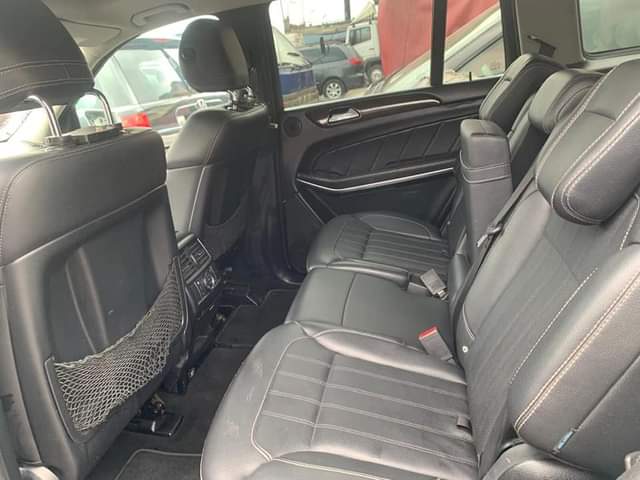 A picture of Mercedes benz Gl450 2014 models