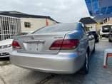 A picture of Lexus 330 2005