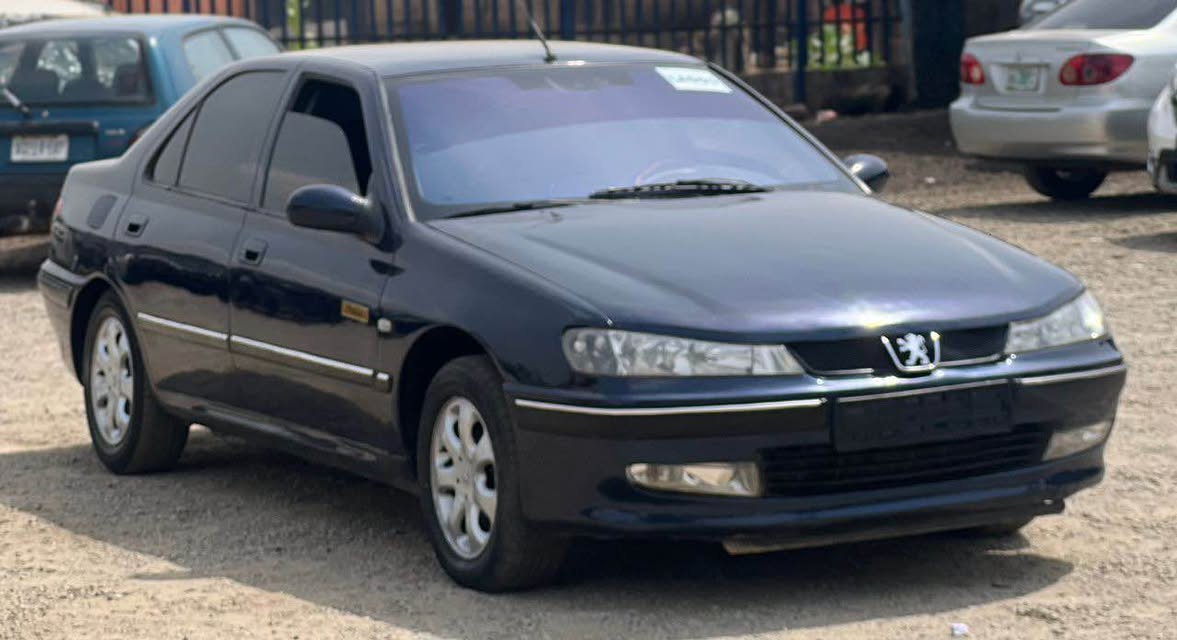 A picture of AUTOMATIC DRIVE A super clean Nigerian used Peugeot 406 2004