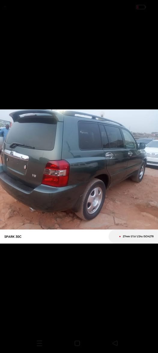 A picture of Very clean stunning registered Toyota Highlander 2006 Tokumbo standard With