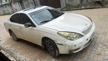 A picture of ES 330