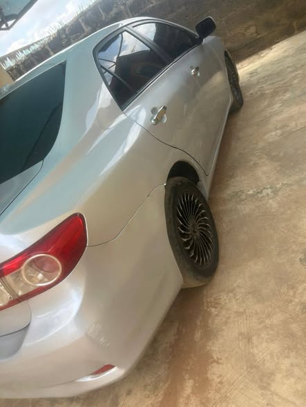 A picture of Distress Corolla 011 with perfect engine gear and A c