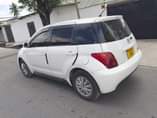 A picture of Toyota Ist DKV