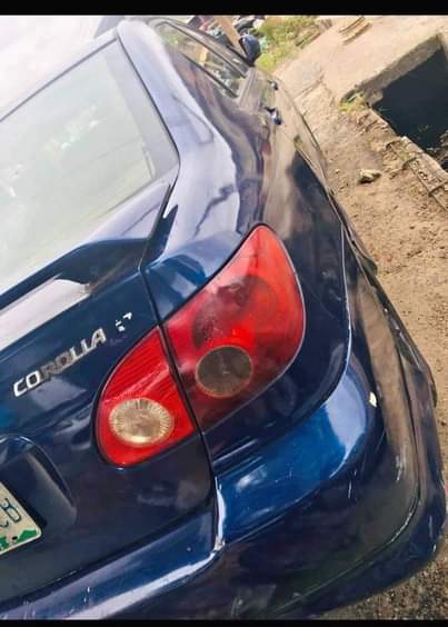 A picture of 2004 TOYOTA CORROLA TOYOTA
