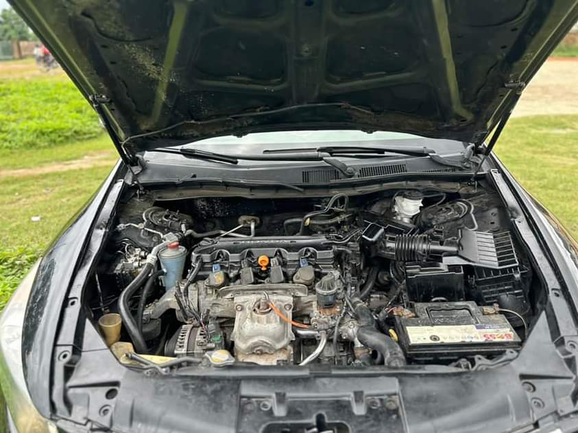 A picture of Extremely clean Honda Accord 2010