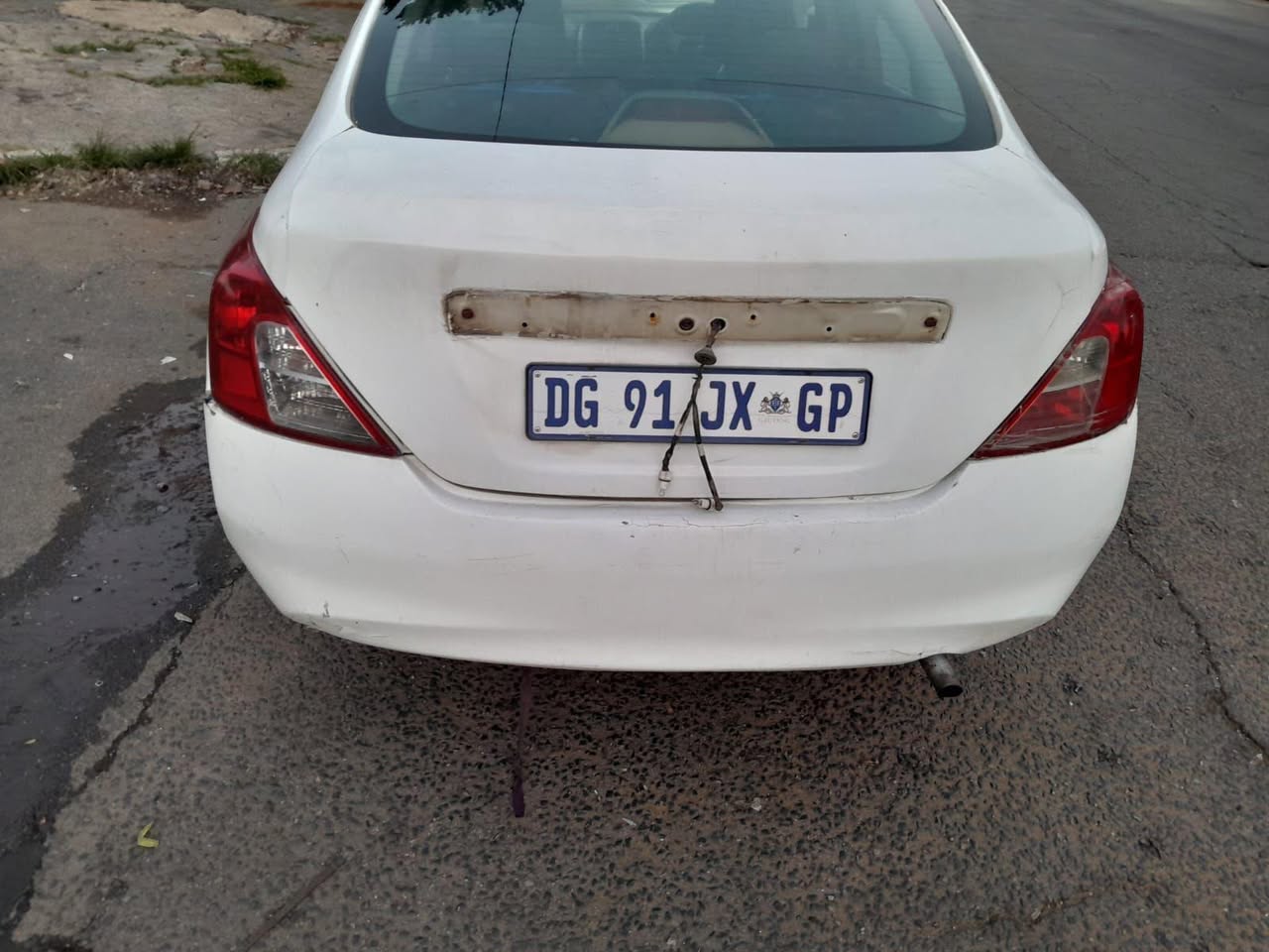 nissan almera