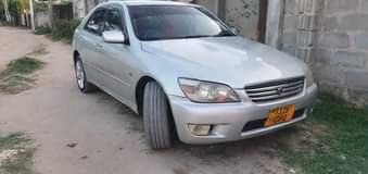 A picture of Toyota alteza