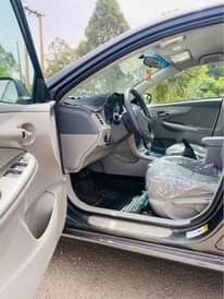A picture of TOYOTA COROLLA
