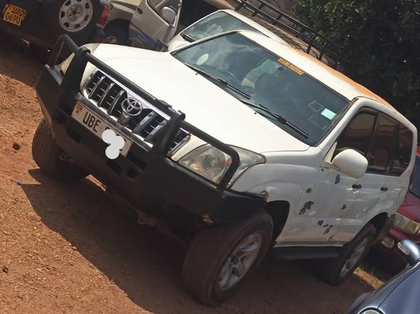 A picture of LAND CRUISER GX MANUAL 5L