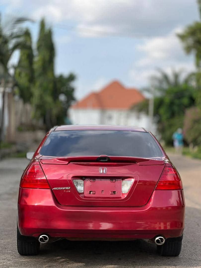 A picture of Honda DC V6