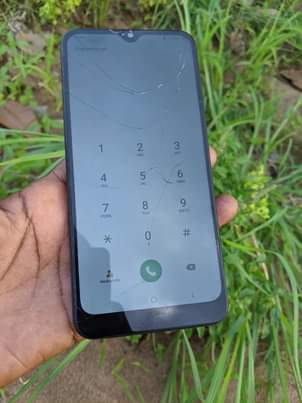 A picture of Samsung Galaxy a20 krek na imesahaurika rock gb32 ram3 net
