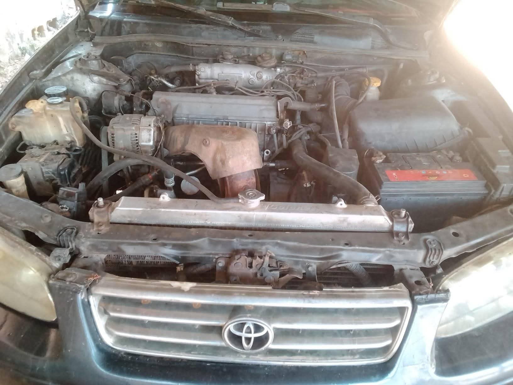 A picture of 2002 Toyota camry