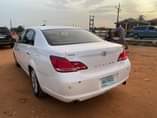 A picture of TOYOTA AVALON 2006