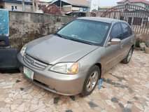 A picture of Honda Civic 2003 model automatic