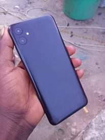 A picture of Samsung a04e gb32 Ram3 network 4g