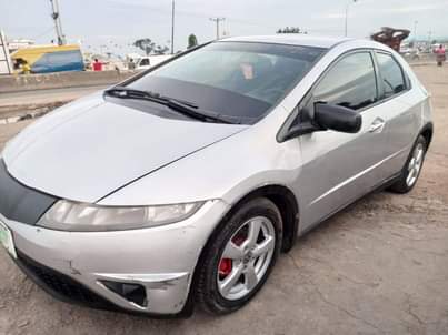 A picture of Very clean and sharp Honda civic 07 with full Ac