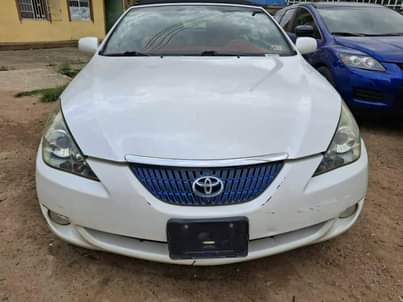 A picture of 2006 Toyota Solara