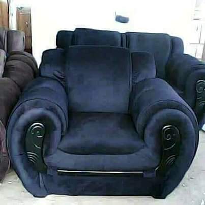 classifieds/furniture sofas