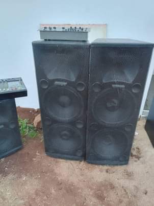 speakers