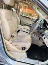 A picture of M Benz ML350 48m