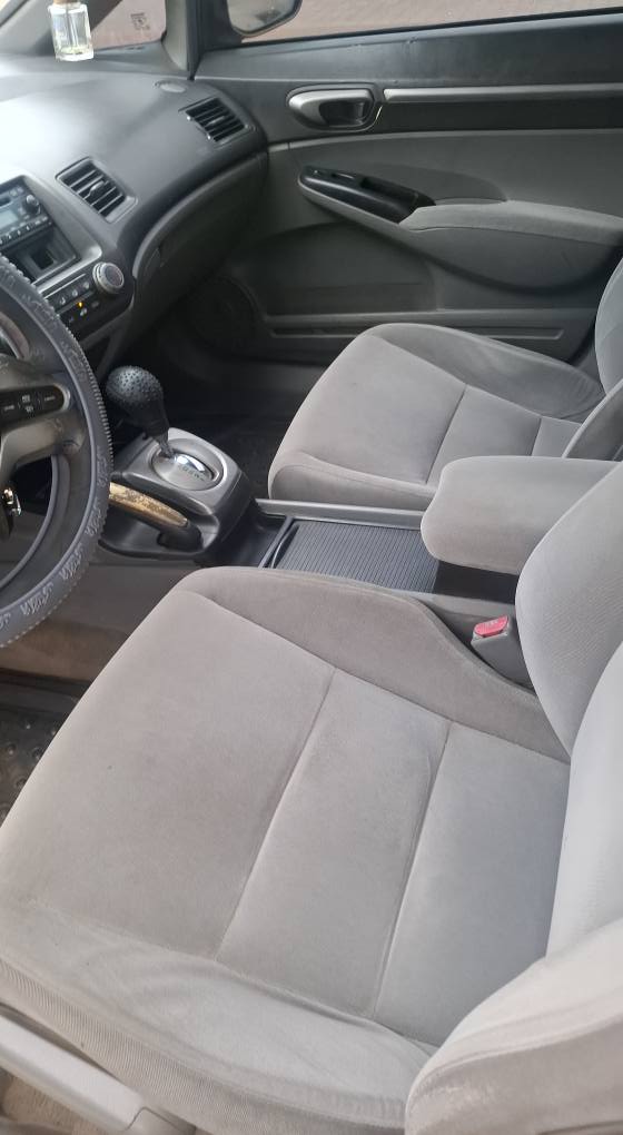 A picture of Honda civic 2006 model