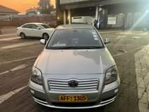 used toyota avensis