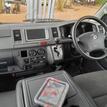 A picture of Toyota Hiace 2010 drone