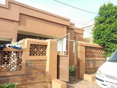 houses kira