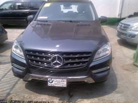 A picture of 2013 Mercedes Benz ML 350