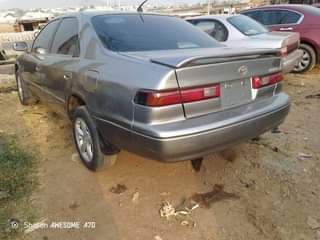 A picture of 1999 Toyota Camry Sedan