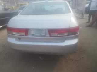 A picture of Honda Accord 03