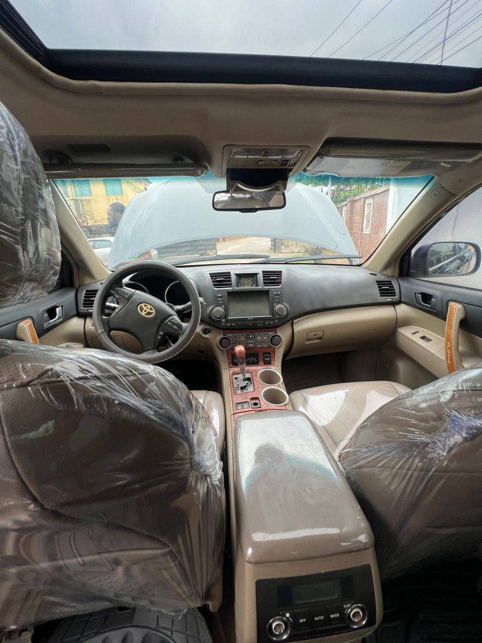 A picture of REGISTER USED TOYOTA HIGHLANDER V6 2008 UPGRADED 2013 MODEL LIMITED