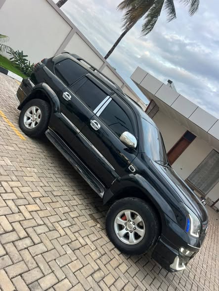 A picture of TOYOTA PRADO DIAMOND 25 6M
