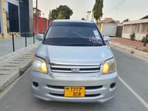 A picture of TOYOTA NOAH