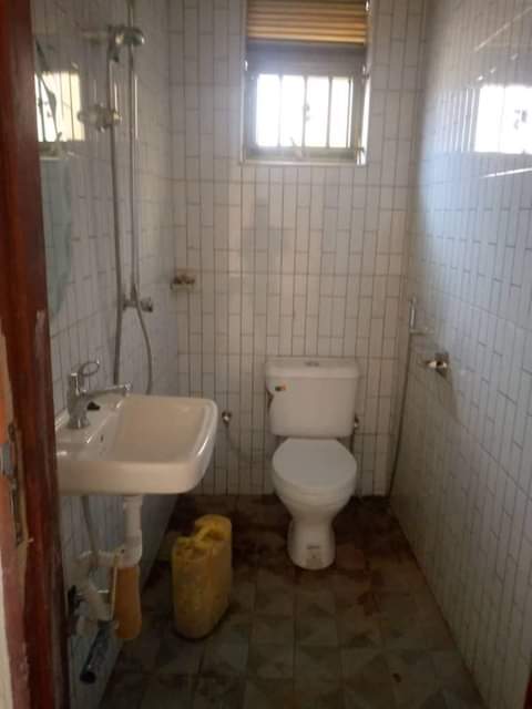 A picture of Single rooms 0754968596