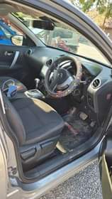A picture of nissan dualis