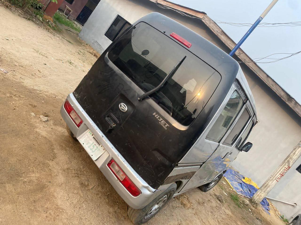 A picture of 2023 Kaka bus 210