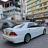 A picture of Crown for sale call 0657633355