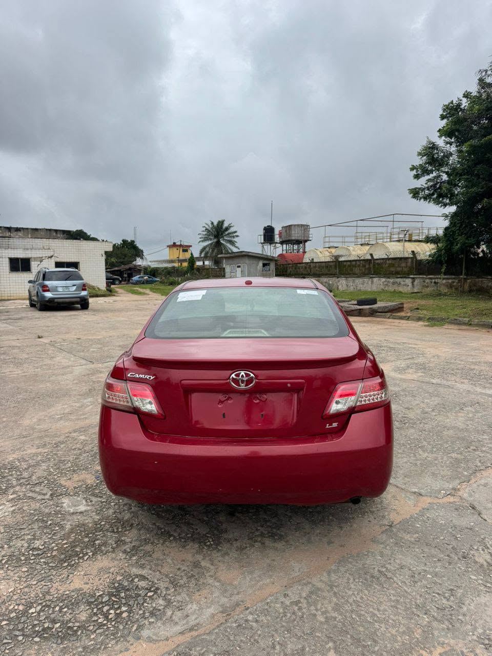 A picture of Raw firstbody 2010 Toyota Camry