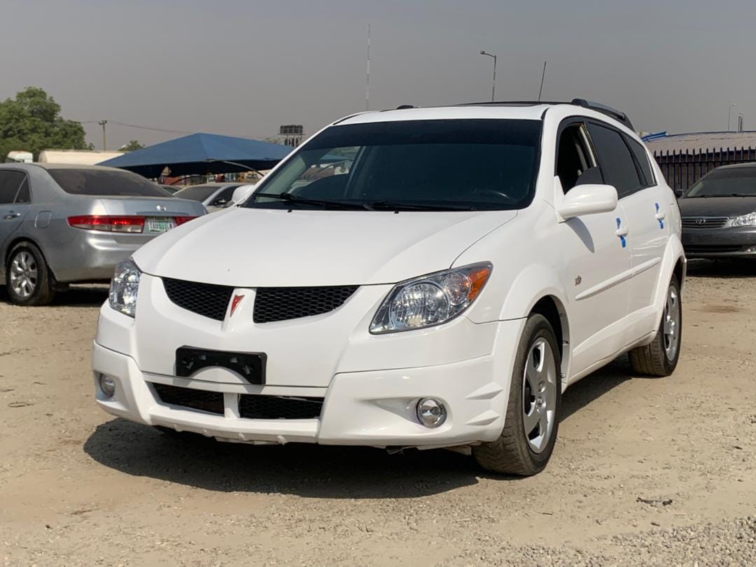 A picture of PONTIAC VIBE