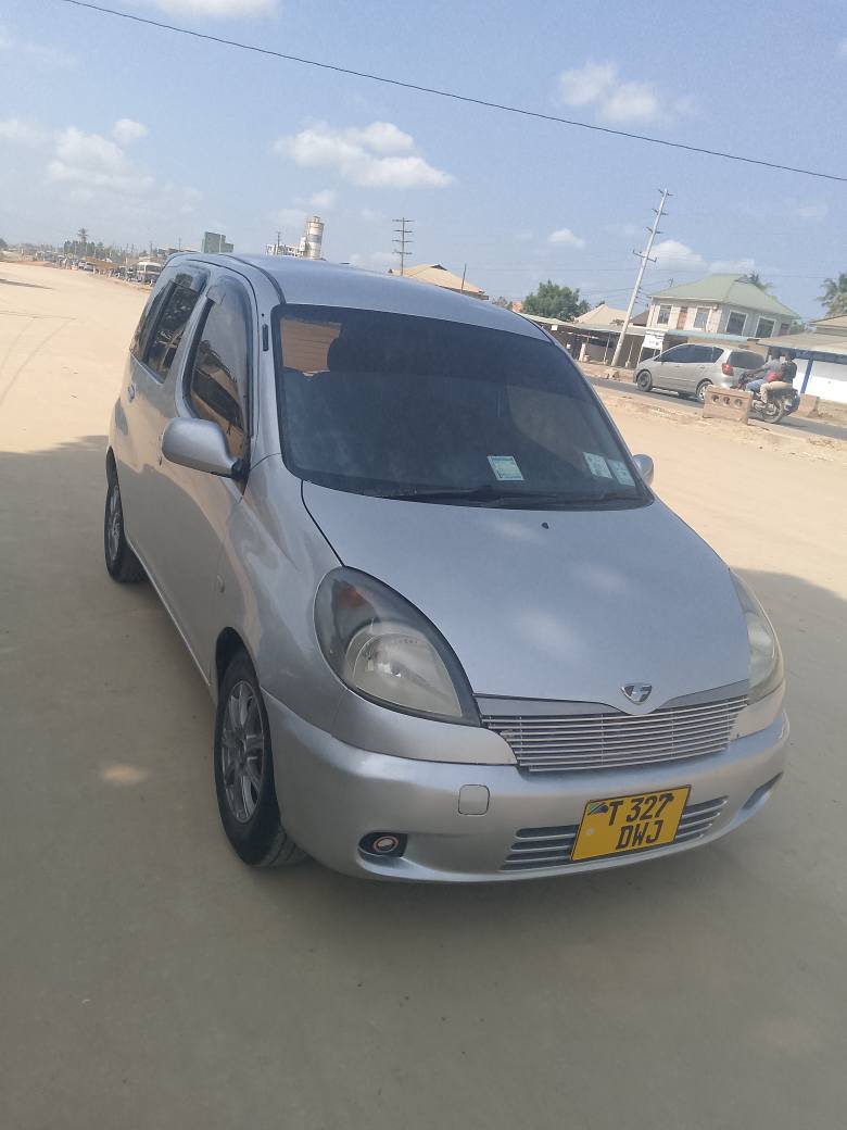 A picture of Toyota Fan Cargo kali