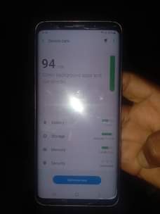 A picture of SAMSUNG S9 