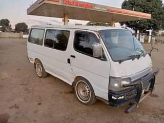 used toyota hiace