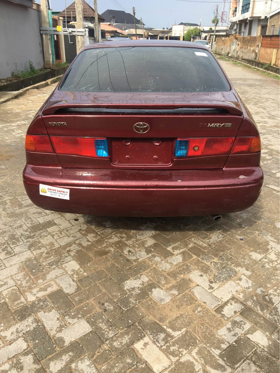 A picture of Toyota Camry for sell engine and gear a c working