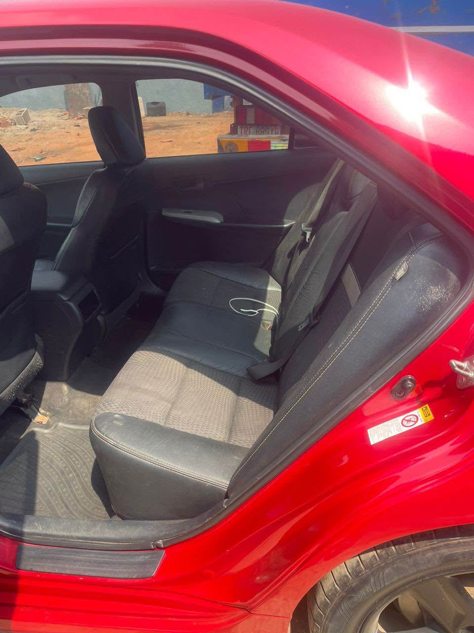 A picture of Toyota Camry sports edition 2014 4plugs registered 12.3m