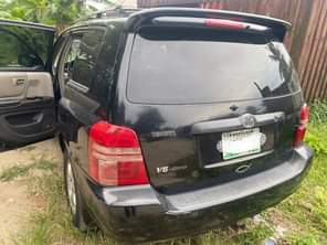 A picture of KB AUTOs Toyota Highlander FIRST BODY PAN YEAR 2004 model