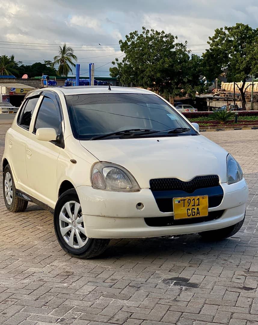 A picture of Toyota Vitz