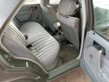 A picture of 1989 Mercedes Benz 190E V4