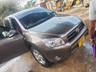A picture of  RAV4_0620356906
